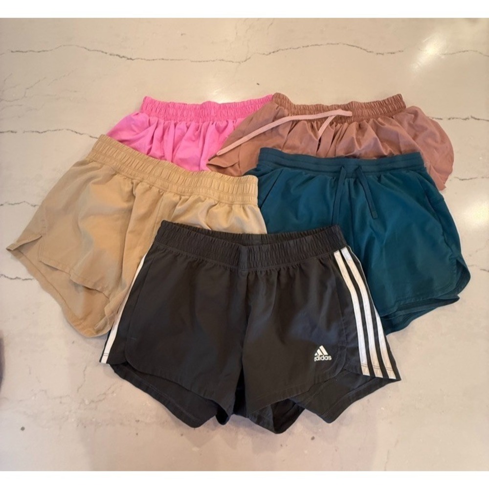 Lot of  5 Girls Shorts Gym Athletic Sports, 4x Small 1x Youth XL